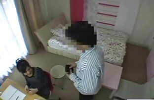 XXX 暗い色のついた十代のNia Nacciは、コックに乳白色のコックを取ります 女性 専用 えろ 動画