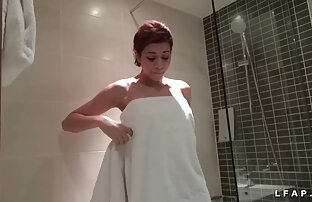 XXX 女の子s顔N水差しcummed 女性 専用 の エロ 動画